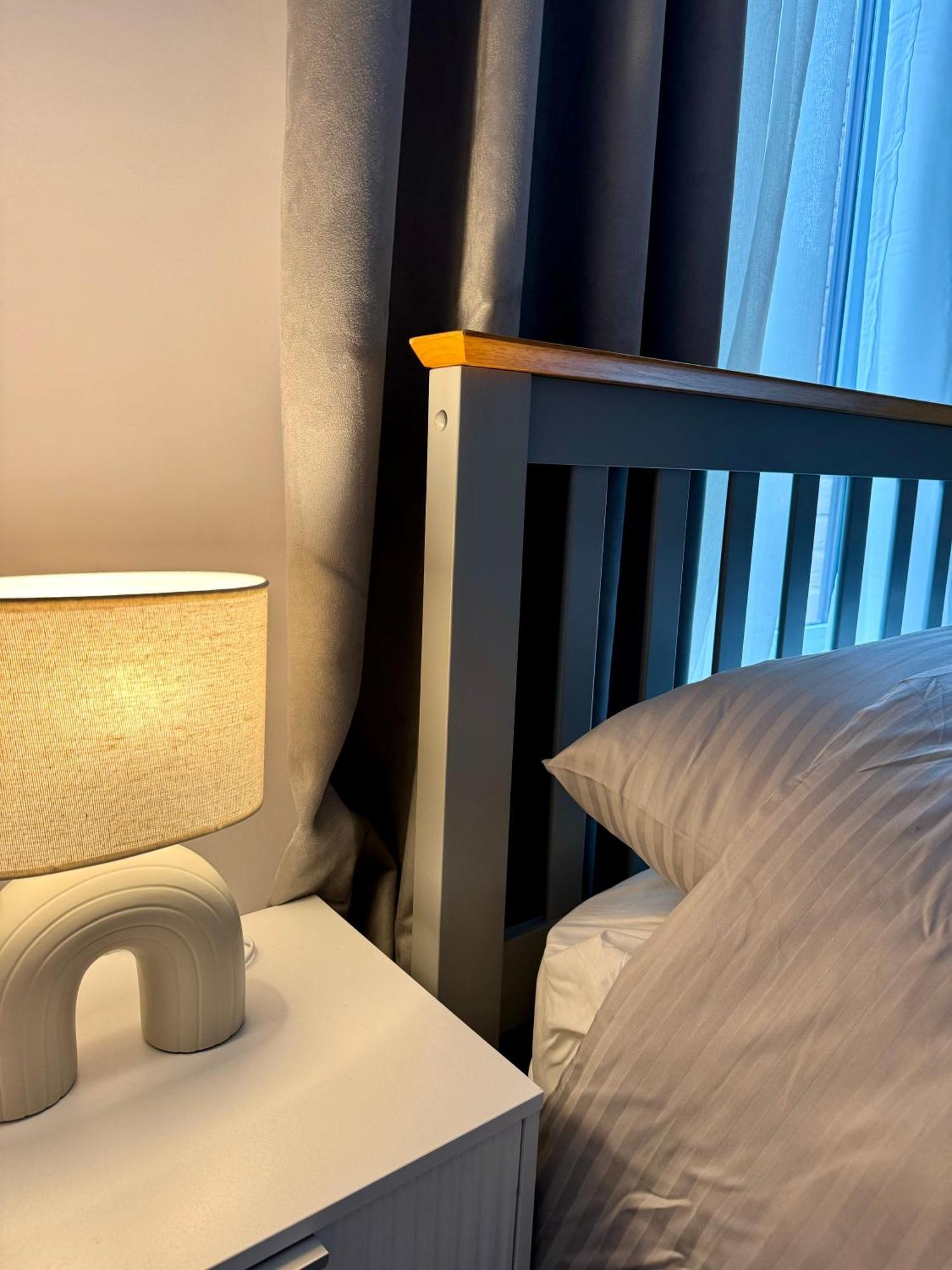 Apartamento Brand New Flat 5 With Free Parking And Fast Wifi York Exterior foto